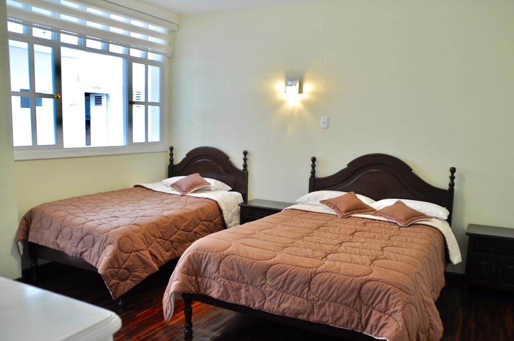 Hotel Europa Alausi Ngoại thất bức ảnh