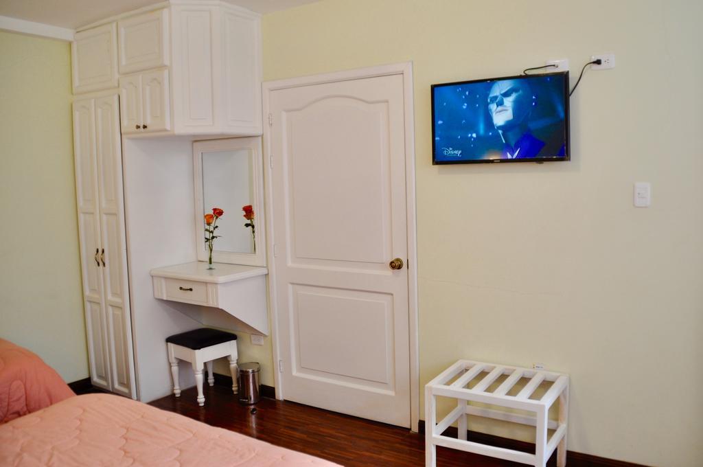 Hotel Europa Alausi Ngoại thất bức ảnh