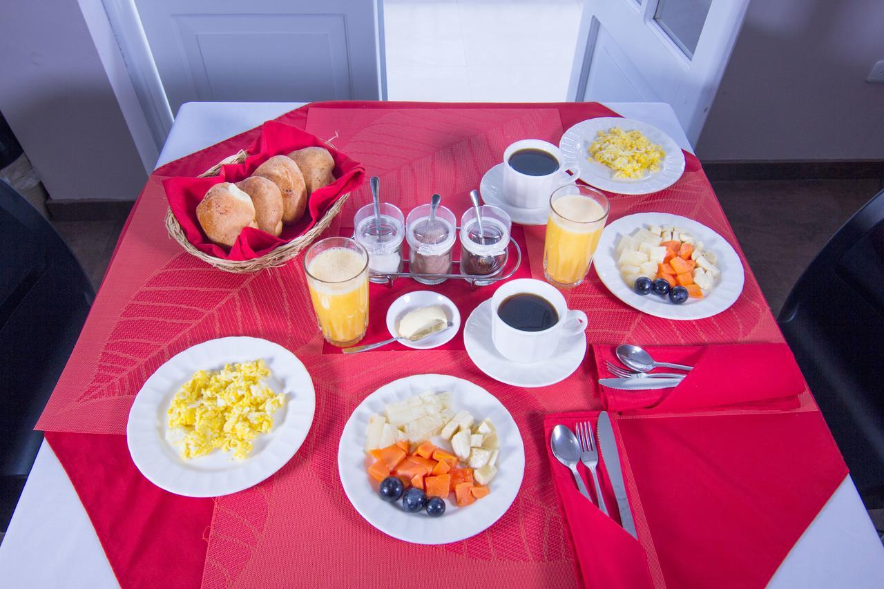 Hotel Europa Alausi Ngoại thất bức ảnh