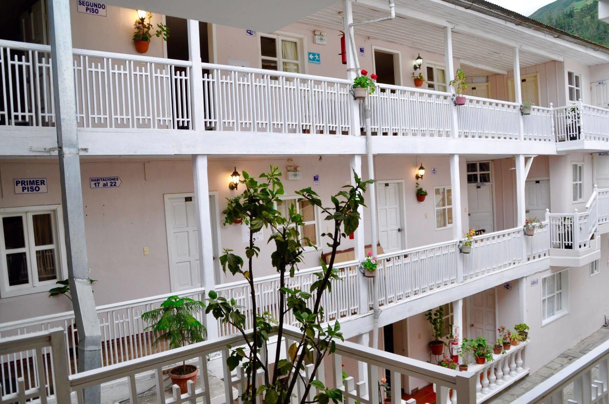 Hotel Europa Alausi Ngoại thất bức ảnh