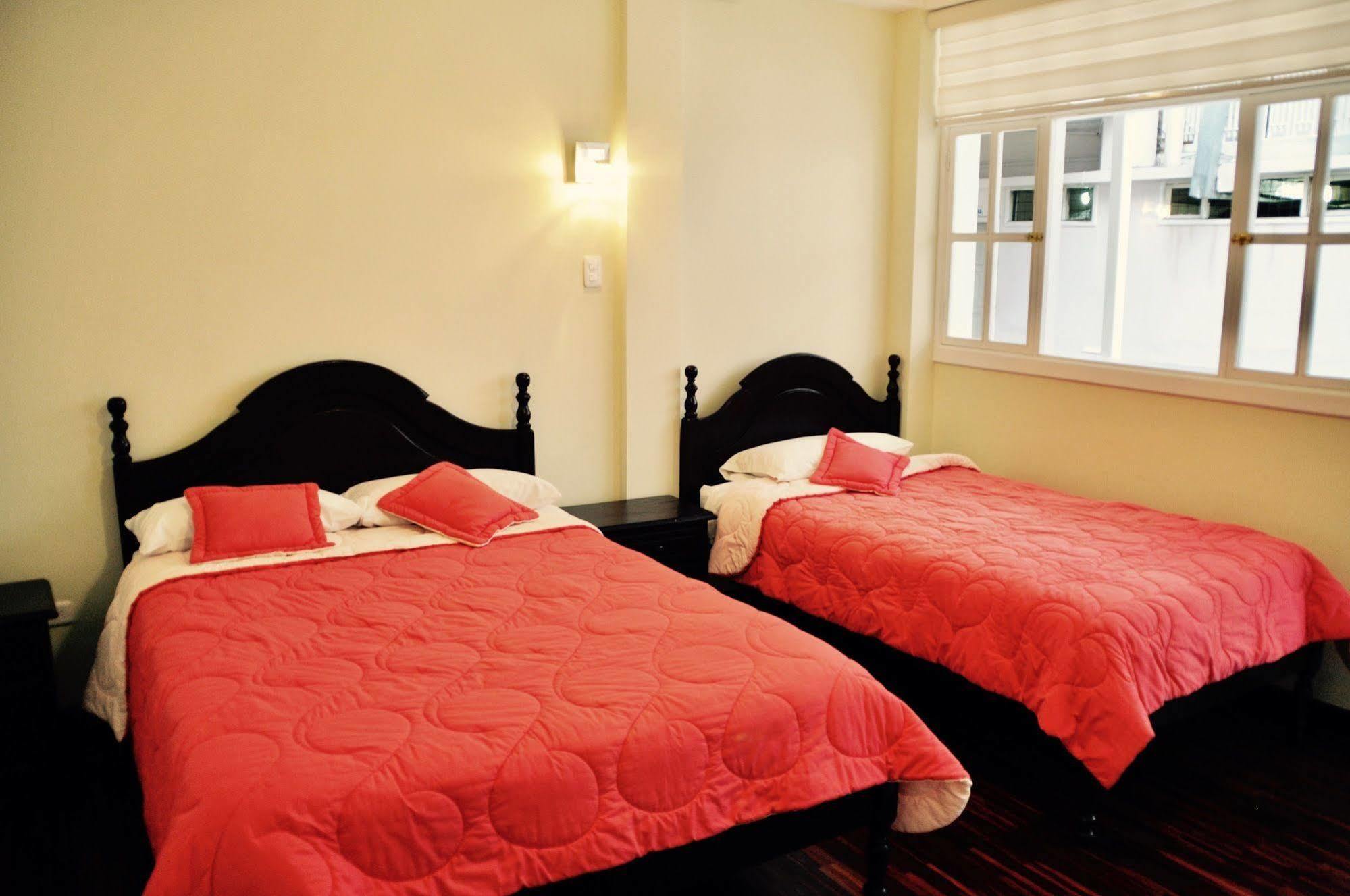 Hotel Europa Alausi Ngoại thất bức ảnh